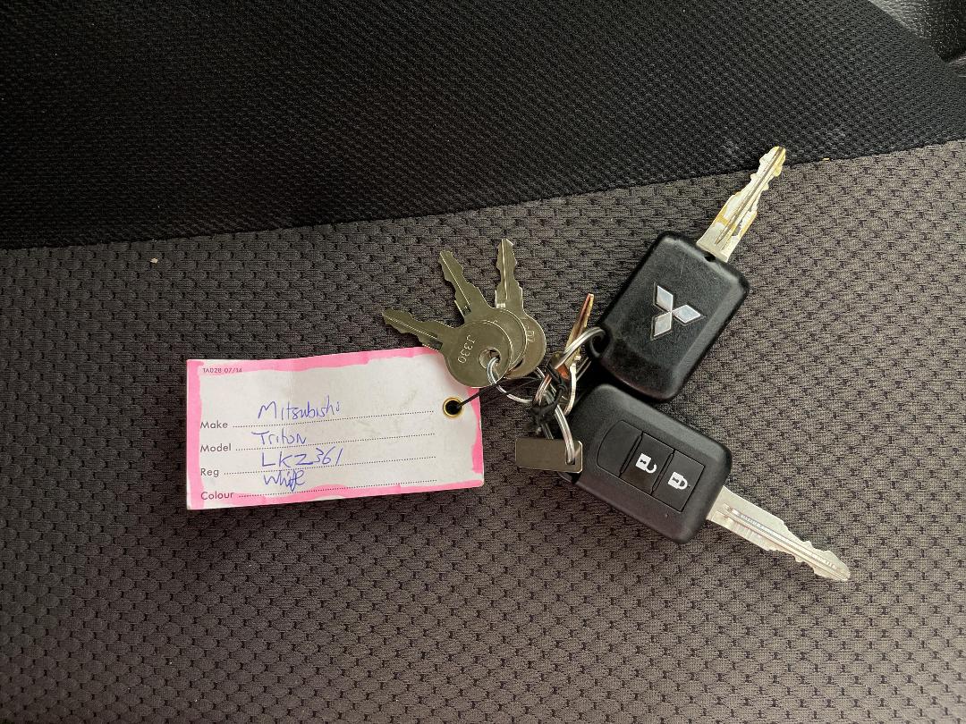 Photo '22' of Mitsubishi Triton Photo '22' of Mitsubishi Triton