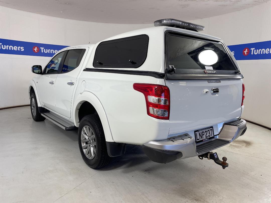 Photo '5' of Mitsubishi Triton