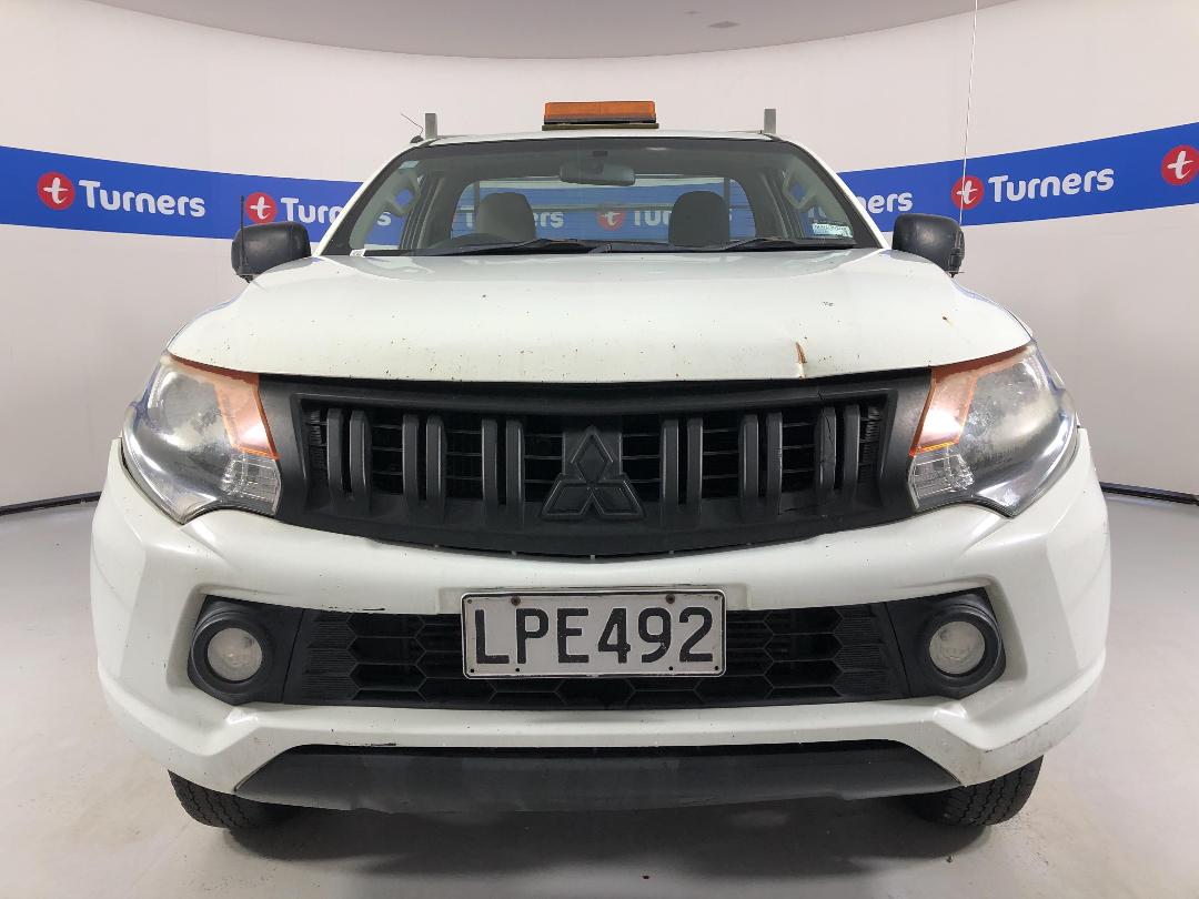 Photo '2' of Mitsubishi Triton Photo '2' of Mitsubishi Triton