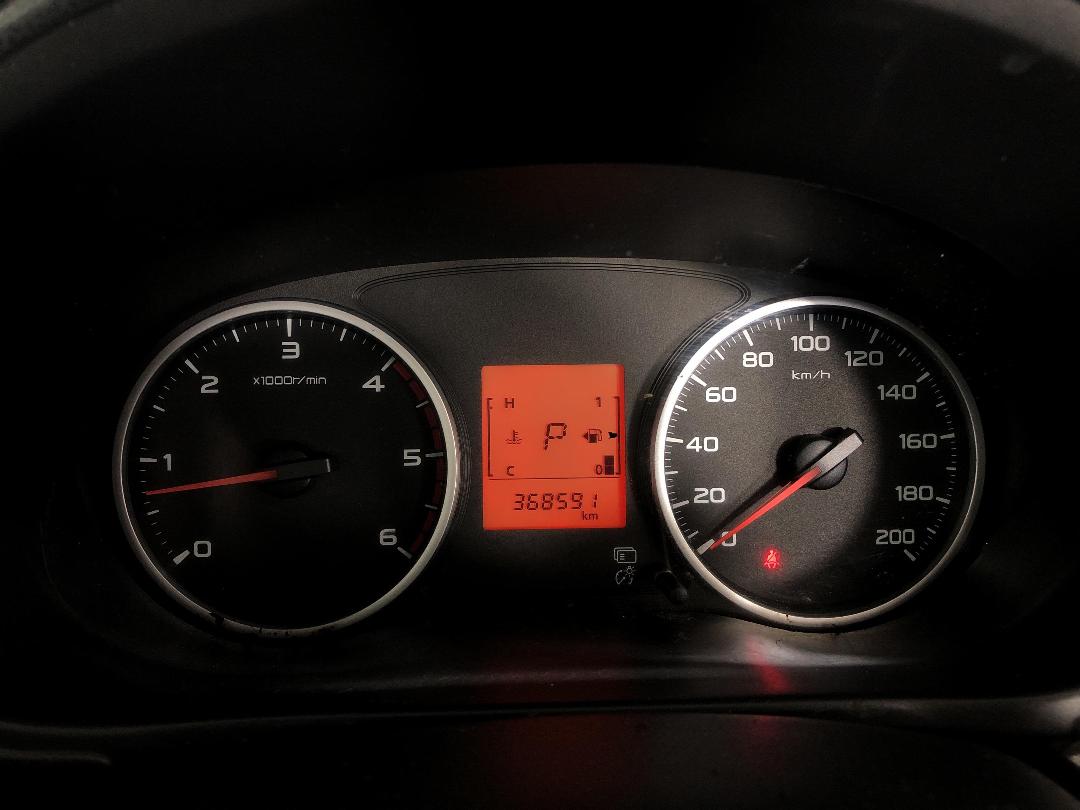 Photo '19' of Mitsubishi Triton Photo '19' of Mitsubishi Triton