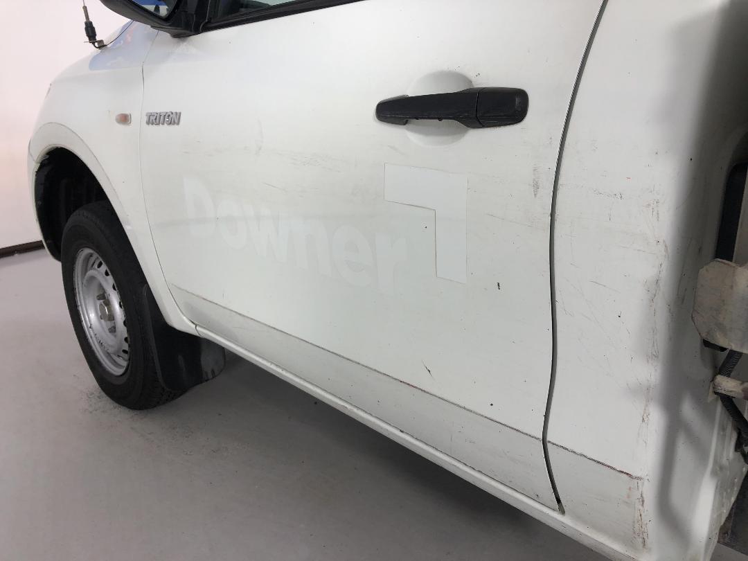 Photo '24' of Mitsubishi Triton Photo '24' of Mitsubishi Triton