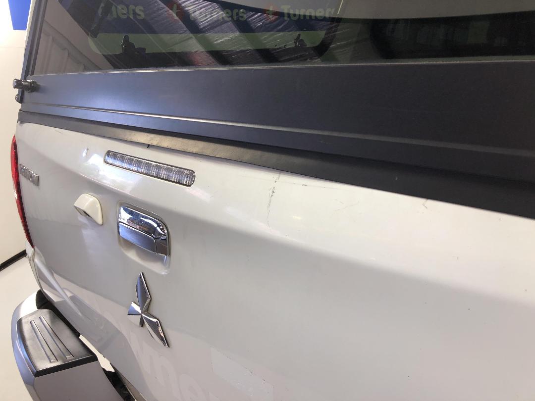 Photo '26' of Mitsubishi Triton