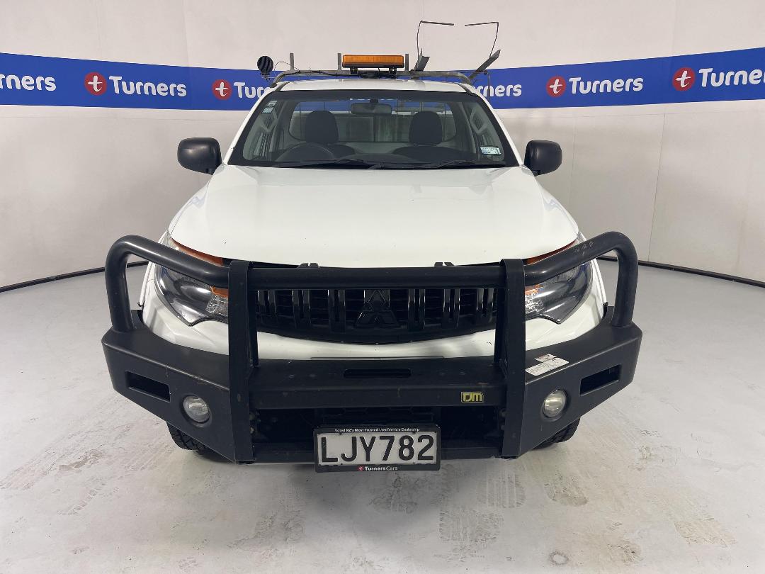 Photo '2' of Mitsubishi Triton Photo '2' of Mitsubishi Triton