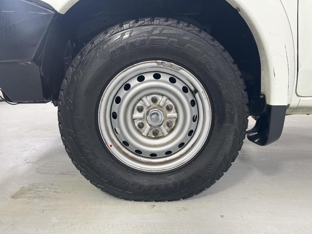 Photo '10' of Mitsubishi Triton Photo '10' of Mitsubishi Triton