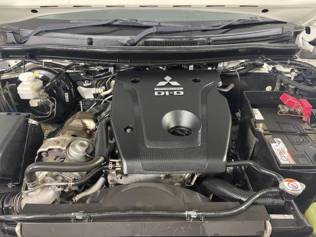 Photo '13' of Mitsubishi Triton Photo '13' of Mitsubishi Triton