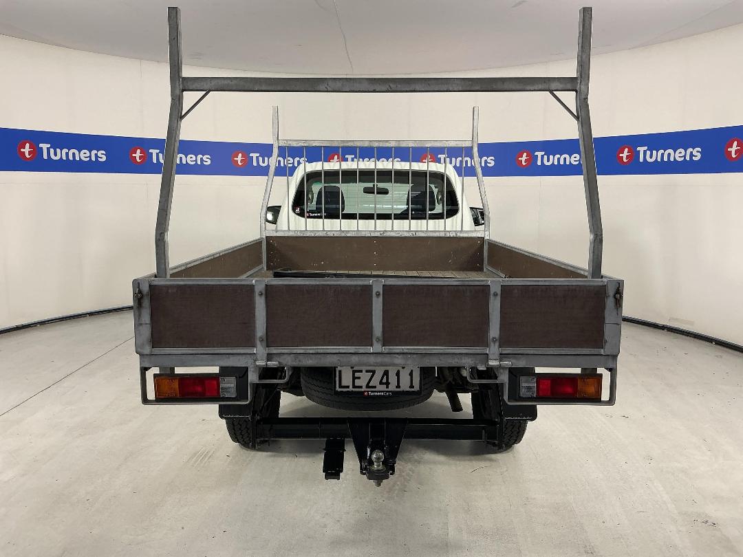 Photo '6' of Mitsubishi Triton