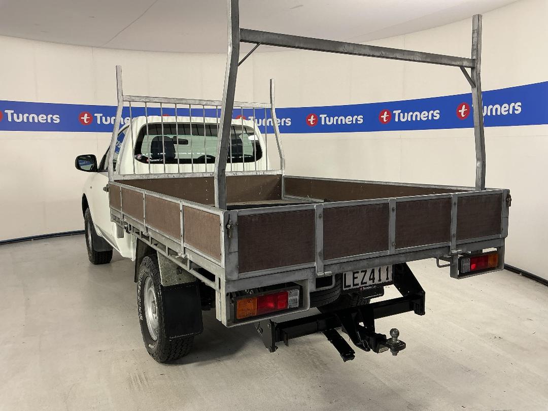 Photo '5' of Mitsubishi Triton