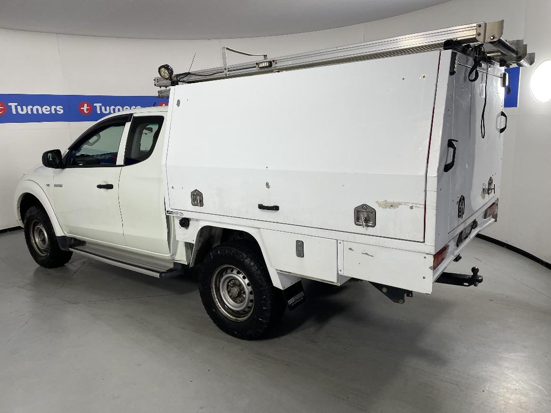 Photo '5' of Mitsubishi Triton Photo '5' of Mitsubishi Triton