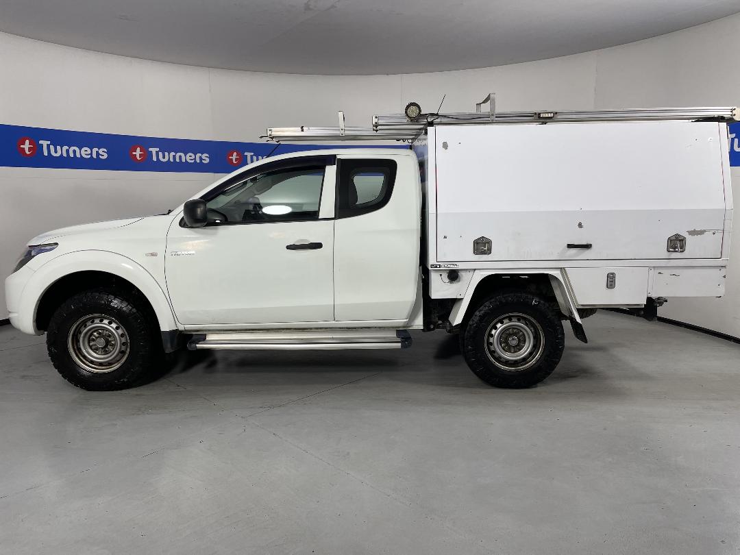 Photo '23' of Mitsubishi Triton Photo '23' of Mitsubishi Triton