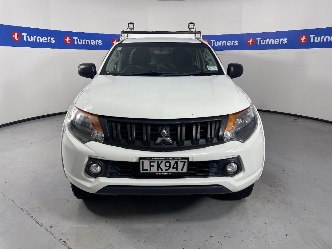 Photo '2' of Mitsubishi Triton Photo '2' of Mitsubishi Triton