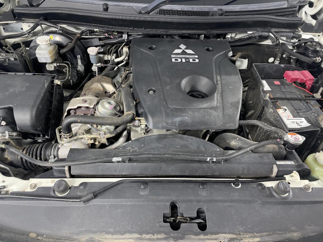 Photo '13' of Mitsubishi Triton Photo '13' of Mitsubishi Triton