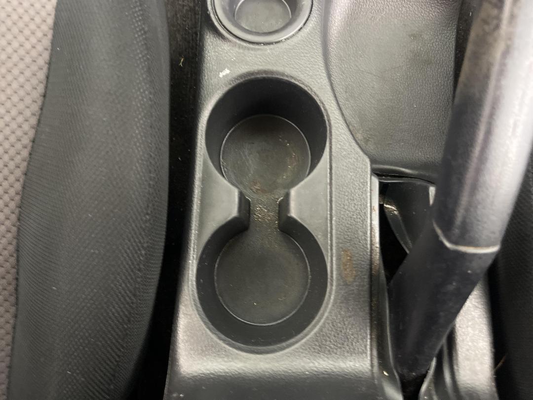 Photo '23' of Mitsubishi Triton