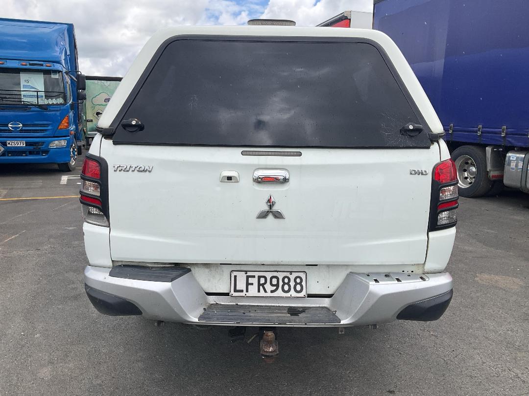 Photo '6' of Mitsubishi Triton DC Glxr 4WD 6M Photo '6' of Mitsubishi Triton DC Glxr 4WD 6M