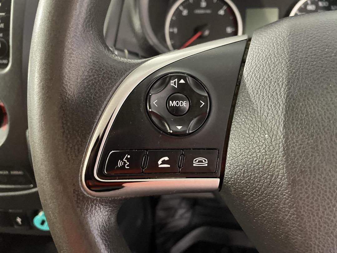 Photo '24' of Mitsubishi Triton