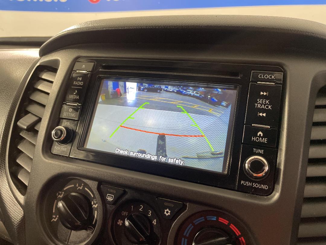 Photo '27' of Mitsubishi Triton