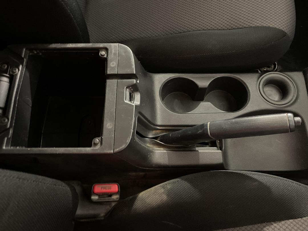 Photo '30' of Mitsubishi Triton