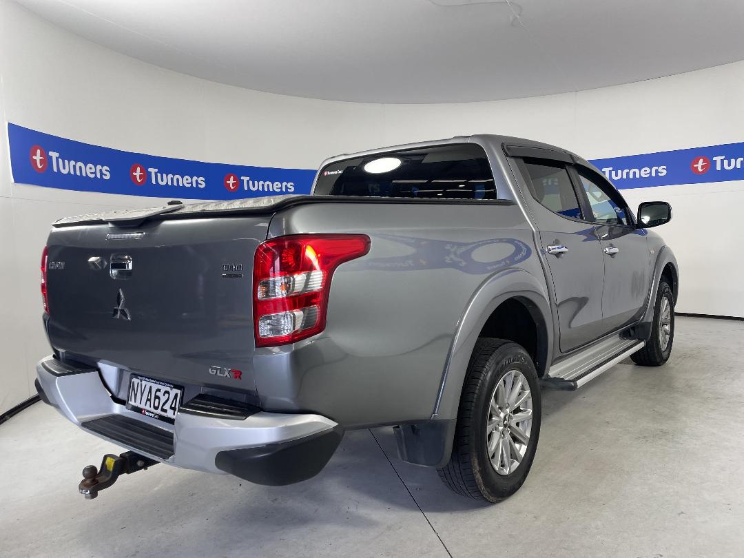 Photo '7' of Mitsubishi Triton Photo '7' of Mitsubishi Triton