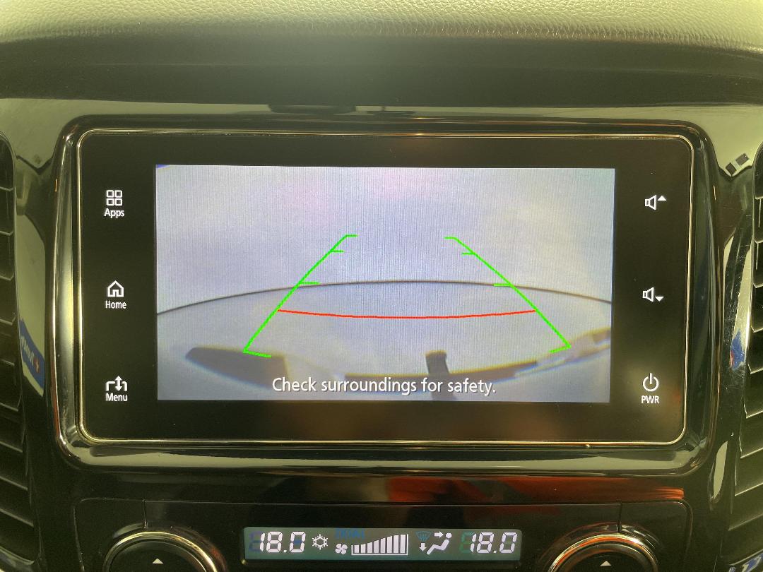 Photo '27' of Mitsubishi Triton