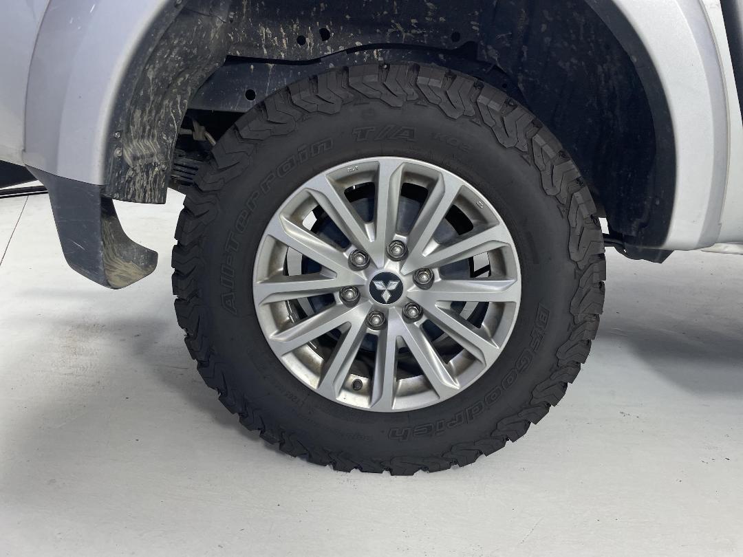 Photo '12' of Mitsubishi Triton Photo '12' of Mitsubishi Triton