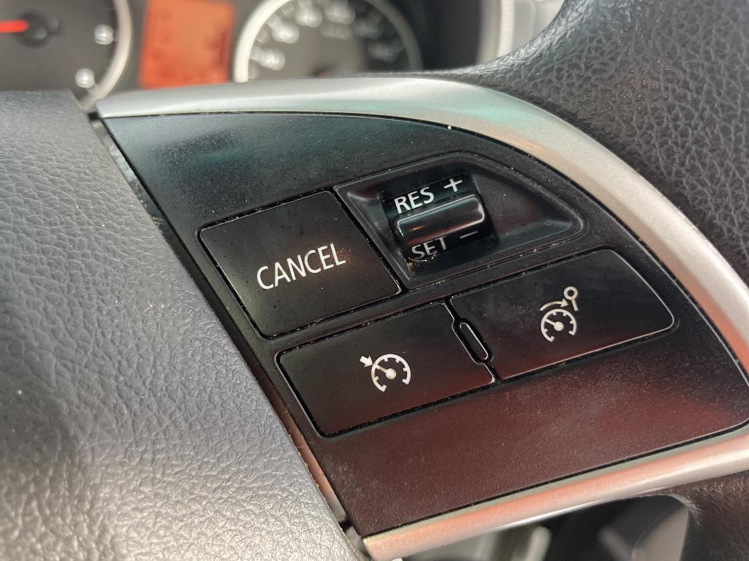 Photo '25' of Mitsubishi Triton