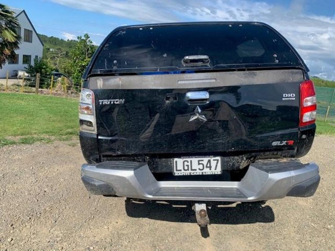 Photo '9' of Mitsubishi Triton DC Glxr 6M