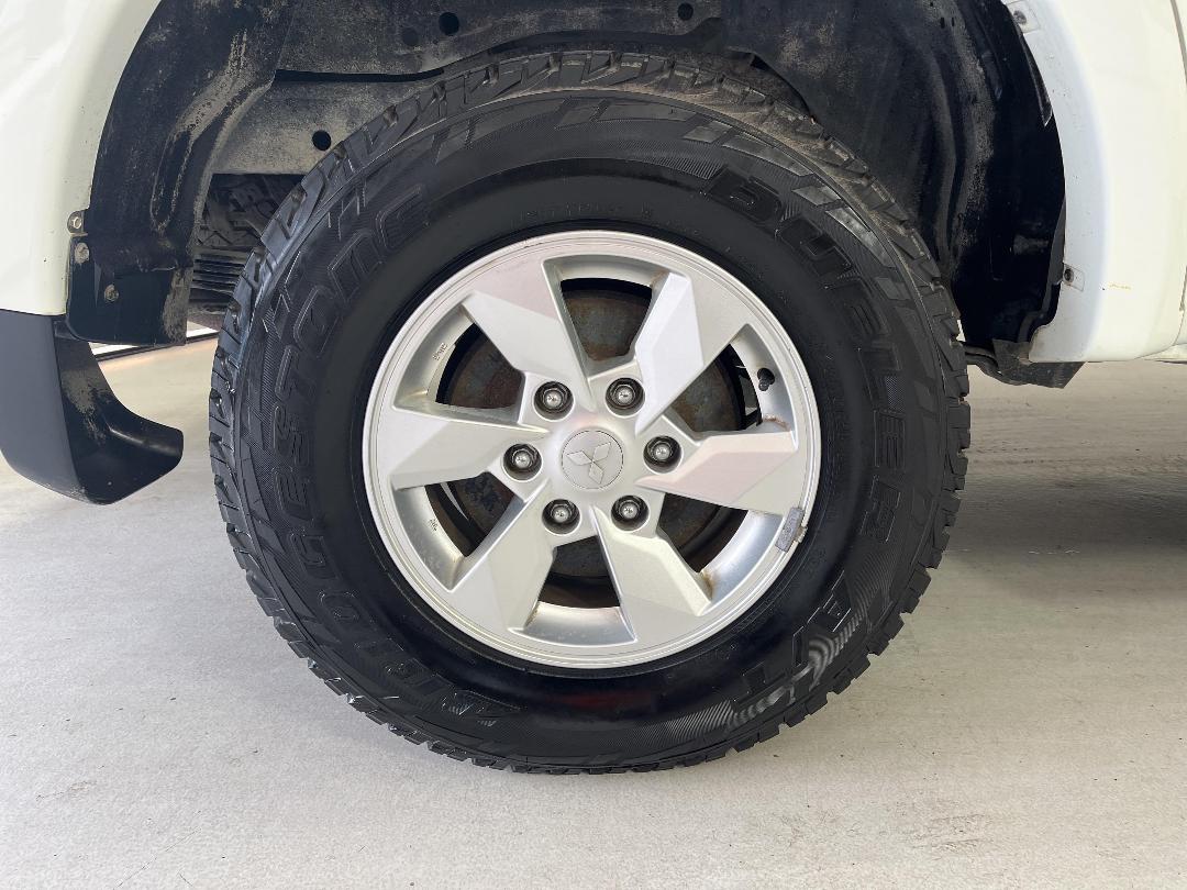 Photo '12' of Mitsubishi Triton Photo '12' of Mitsubishi Triton