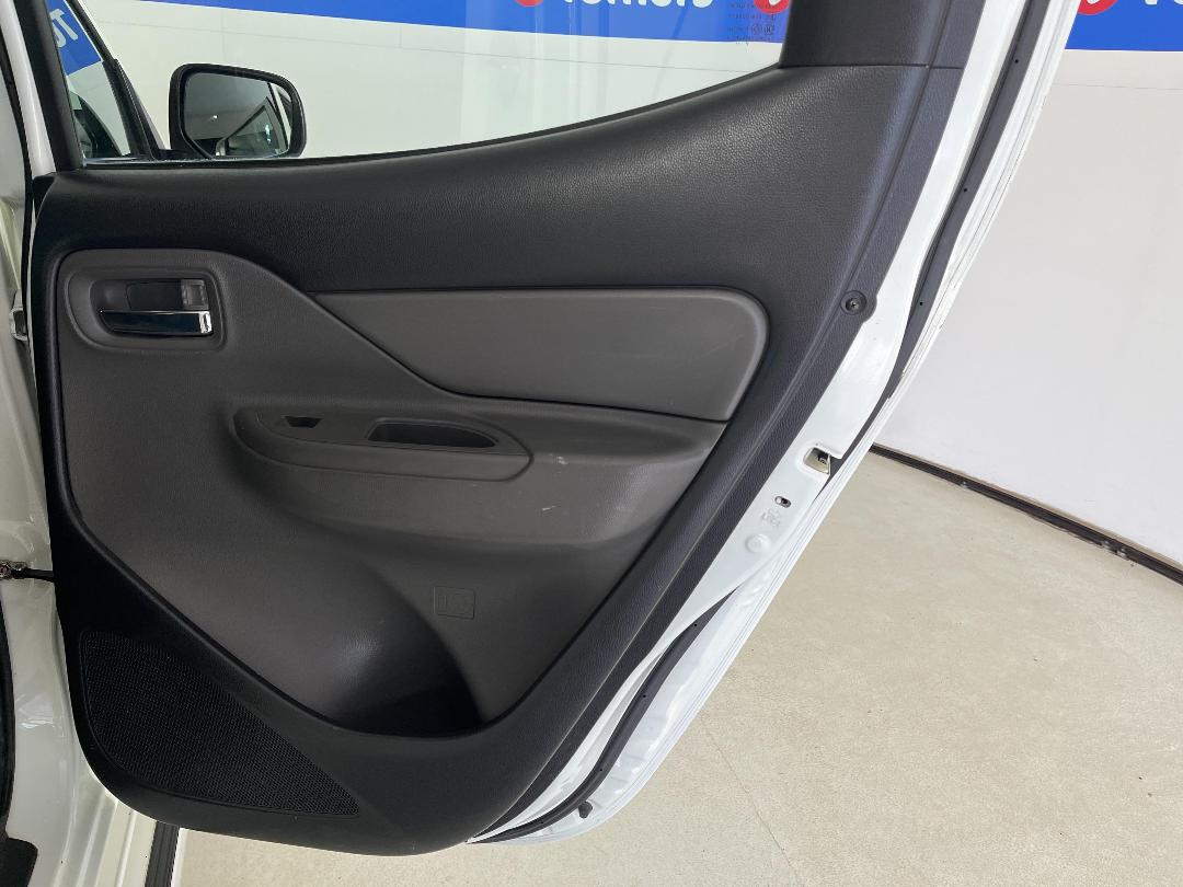 Photo '19' of Mitsubishi Triton Photo '19' of Mitsubishi Triton