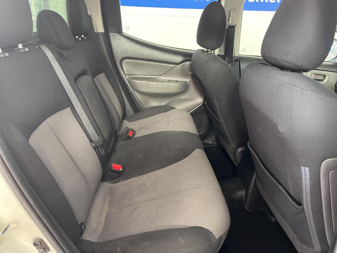 Photo '20' of Mitsubishi Triton Photo '20' of Mitsubishi Triton