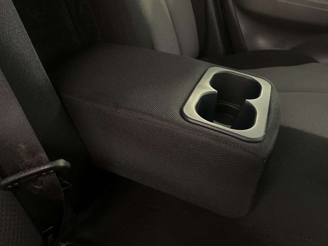 Photo '23' of Mitsubishi Triton