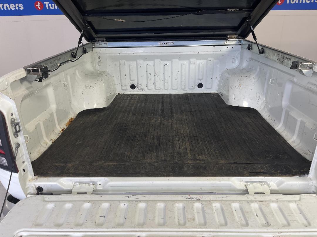 Photo '14' of Mitsubishi Triton