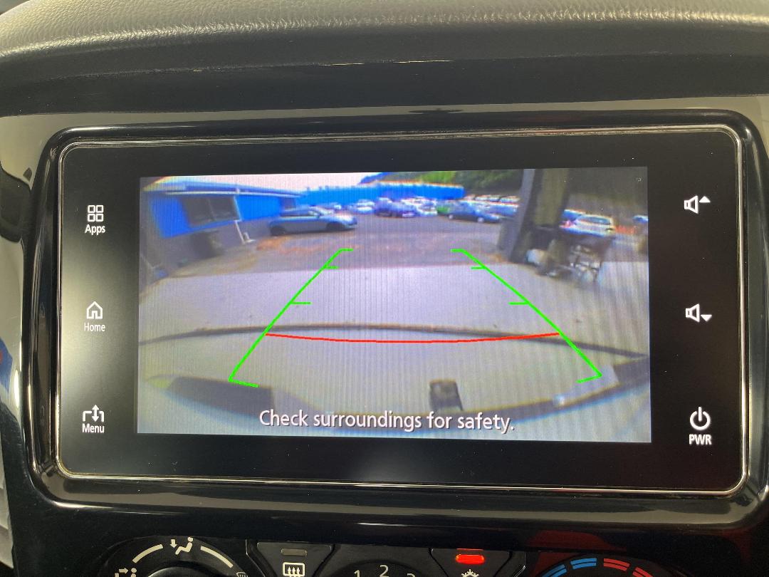 Photo '27' of Mitsubishi Triton