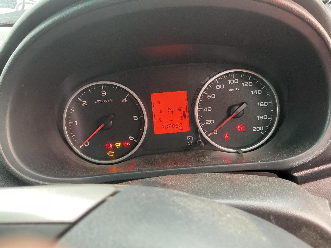 Photo '10' of Mitsubishi Triton DC GLX 4WD 5AT