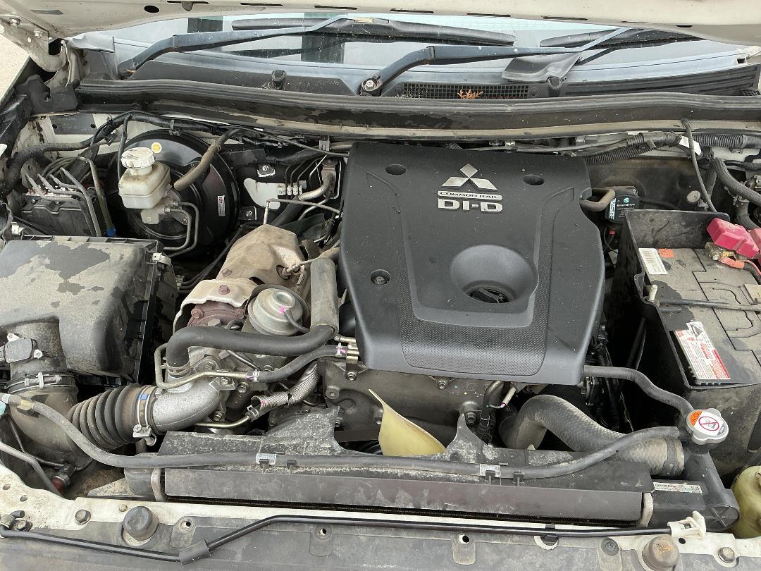 Photo '7' of Mitsubishi Triton DC GLX 4WD 5AT