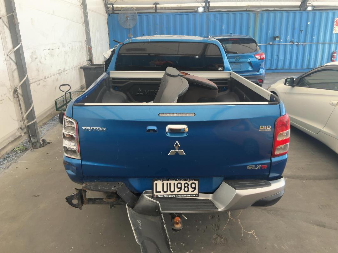 Photo '15' of Mitsubishi Triton DC Glxr 5AT Photo '15' of Mitsubishi Triton DC Glxr 5AT