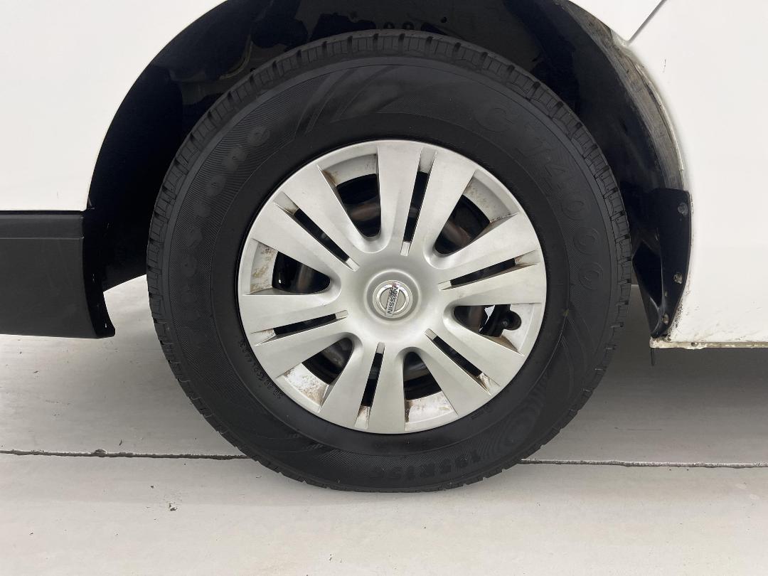 Photo '10' of Nissan Caravan Photo '10' of Nissan Caravan