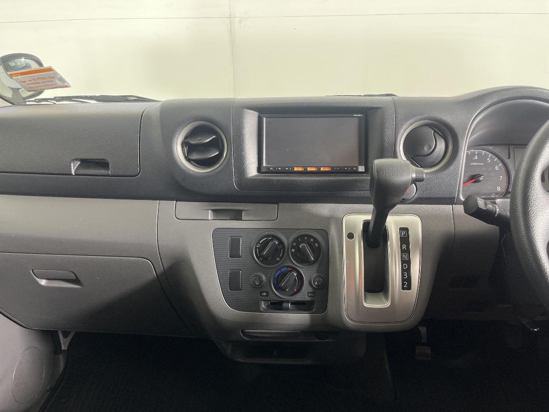 Photo '18' of Nissan Caravan Photo '18' of Nissan Caravan