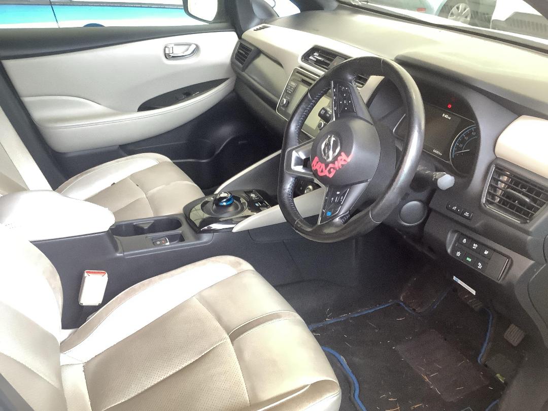 Photo '10' of Nissan Leaf Photo '10' of Nissan Leaf