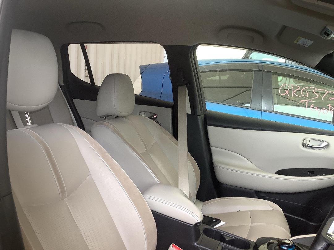 Photo '11' of Nissan Leaf Photo '11' of Nissan Leaf