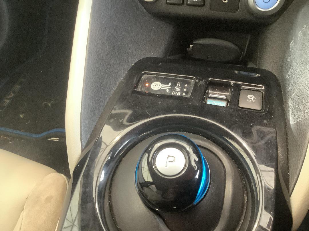 Photo '13' of Nissan Leaf Photo '13' of Nissan Leaf