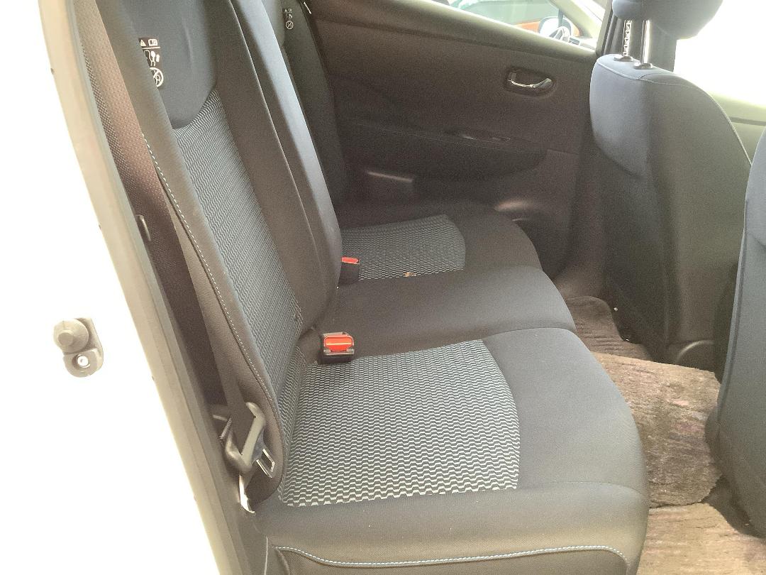 Photo '8' of Nissan Leaf