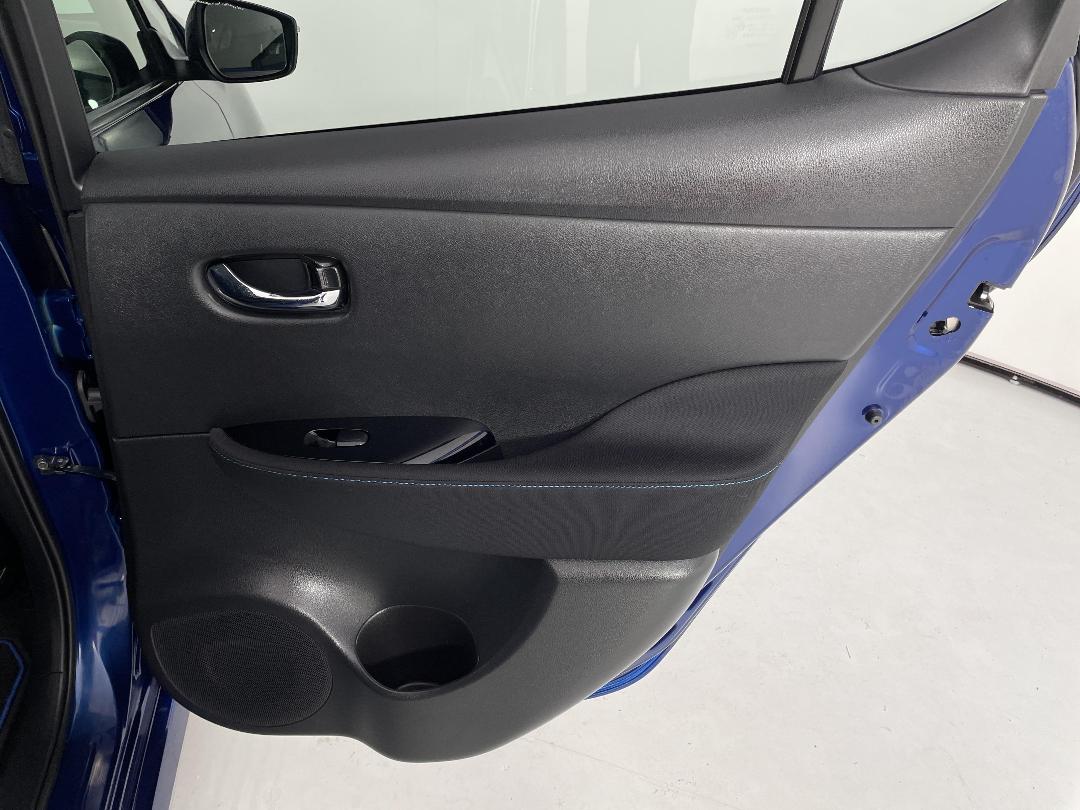 Photo '19' of Nissan Leaf Photo '19' of Nissan Leaf