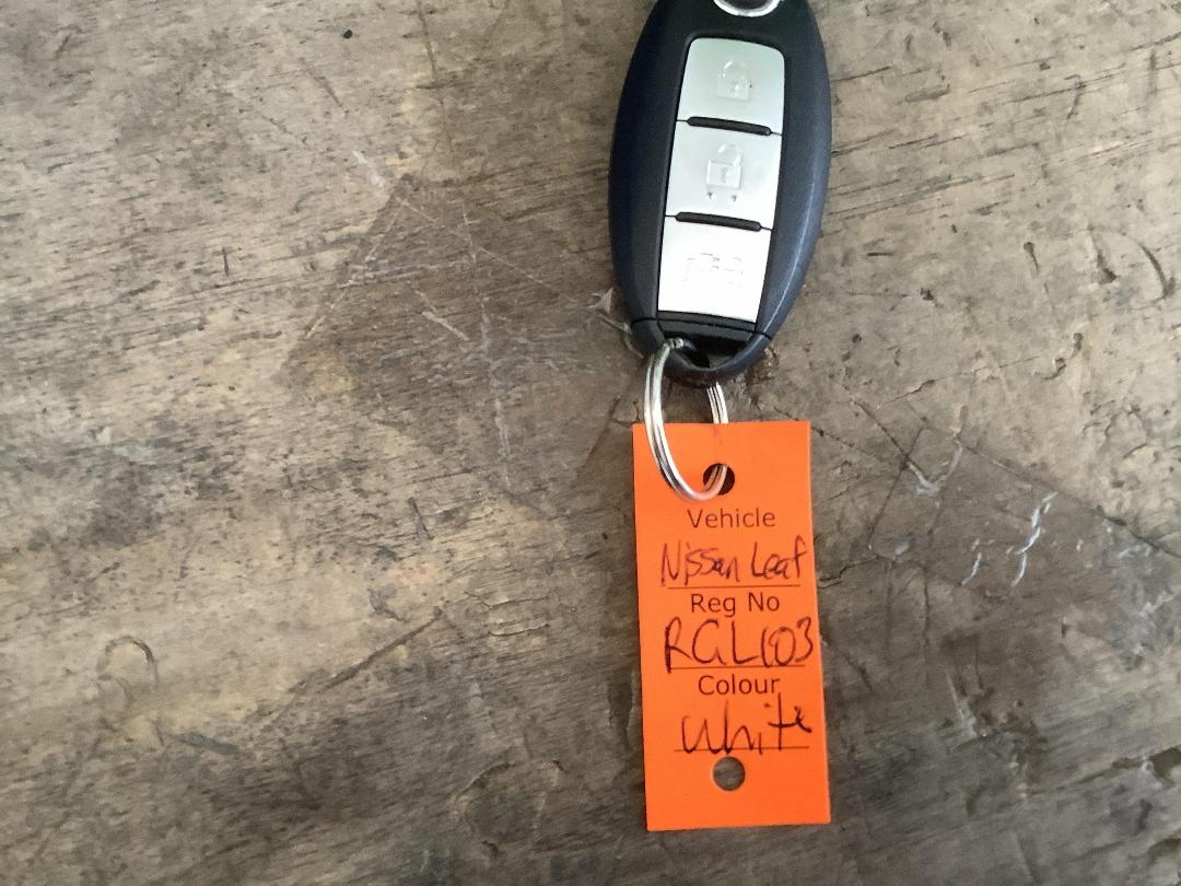 Photo '17' of Nissan Leaf