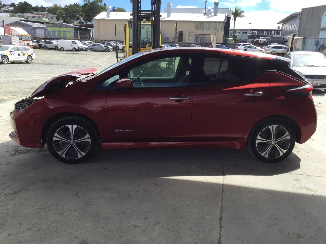 Photo '4' of Nissan Leaf