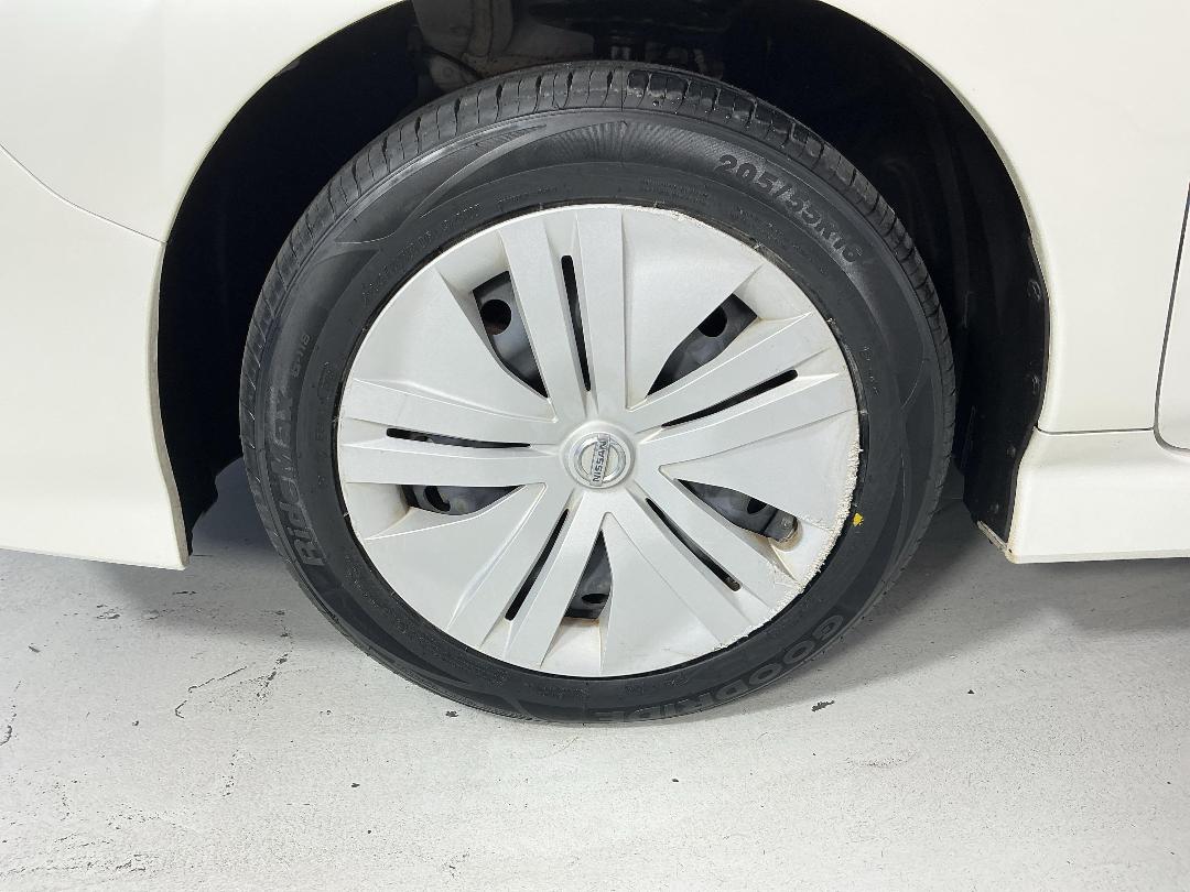 Photo '10' of Nissan Leaf