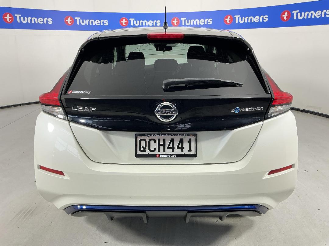 Photo '6' of Nissan Leaf