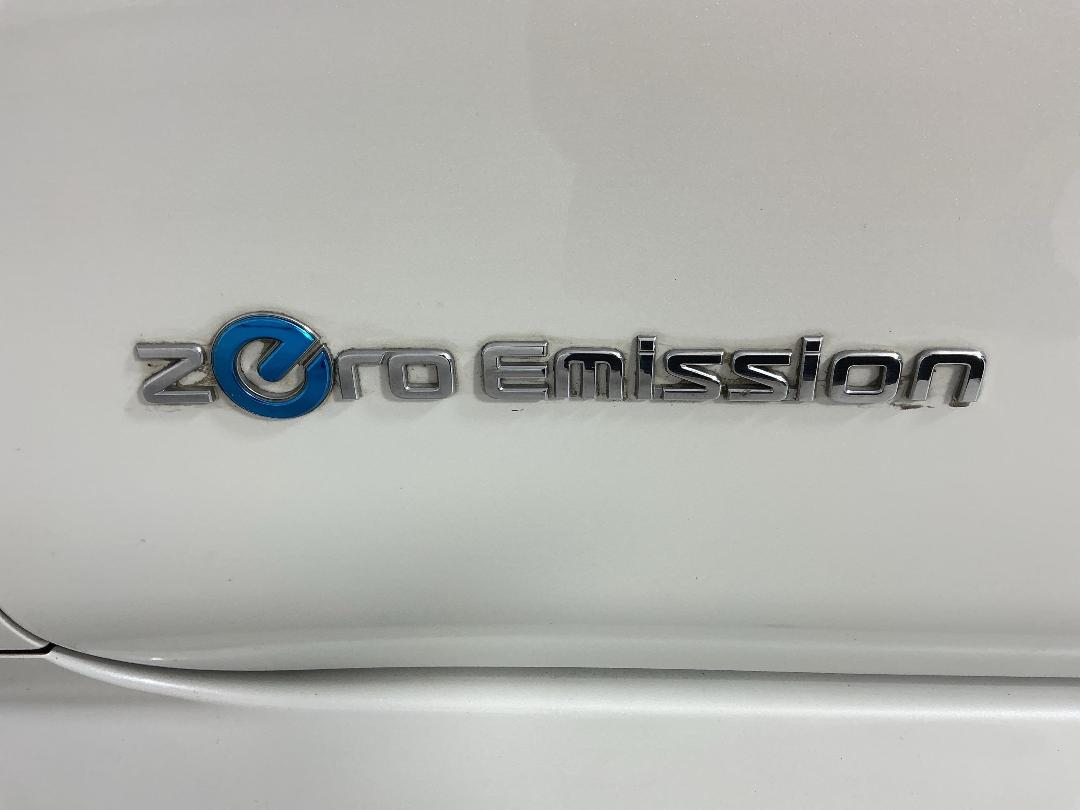 Photo '29' of Nissan Leaf