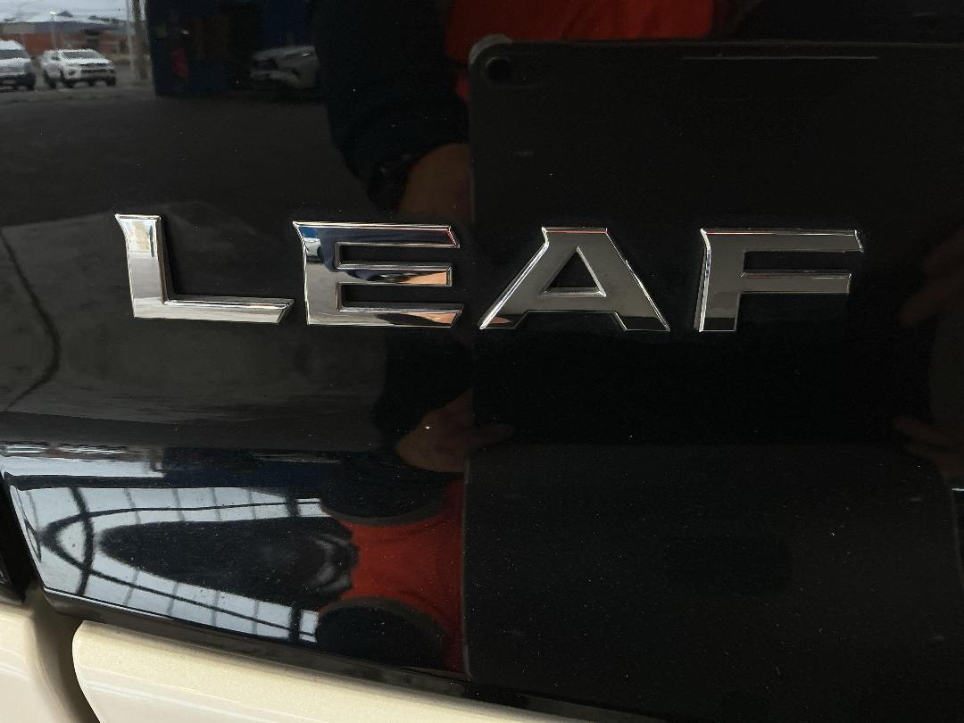 Photo '30' of Nissan Leaf