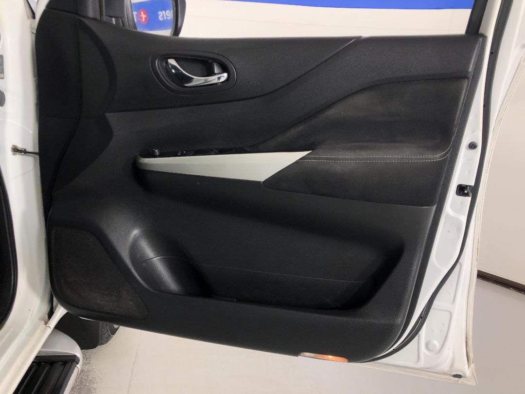 Photo '15' of Nissan Navara Photo '15' of Nissan Navara