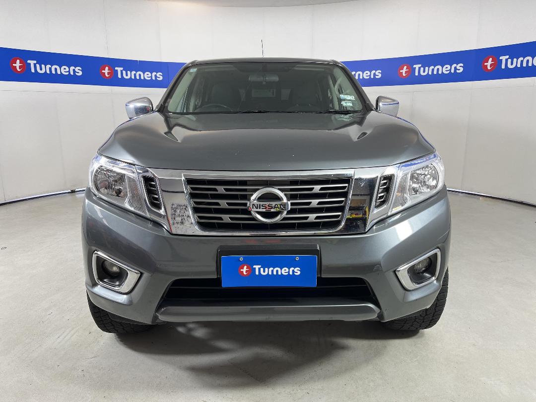 Photo '2' of Nissan Navara