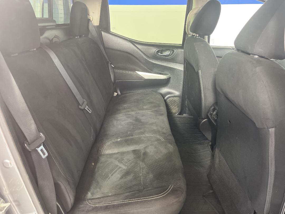 Photo '20' of Nissan Navara